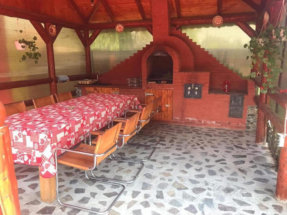 Готель Casa Marinca Окна-Шугатаг Екстер'єр фото
